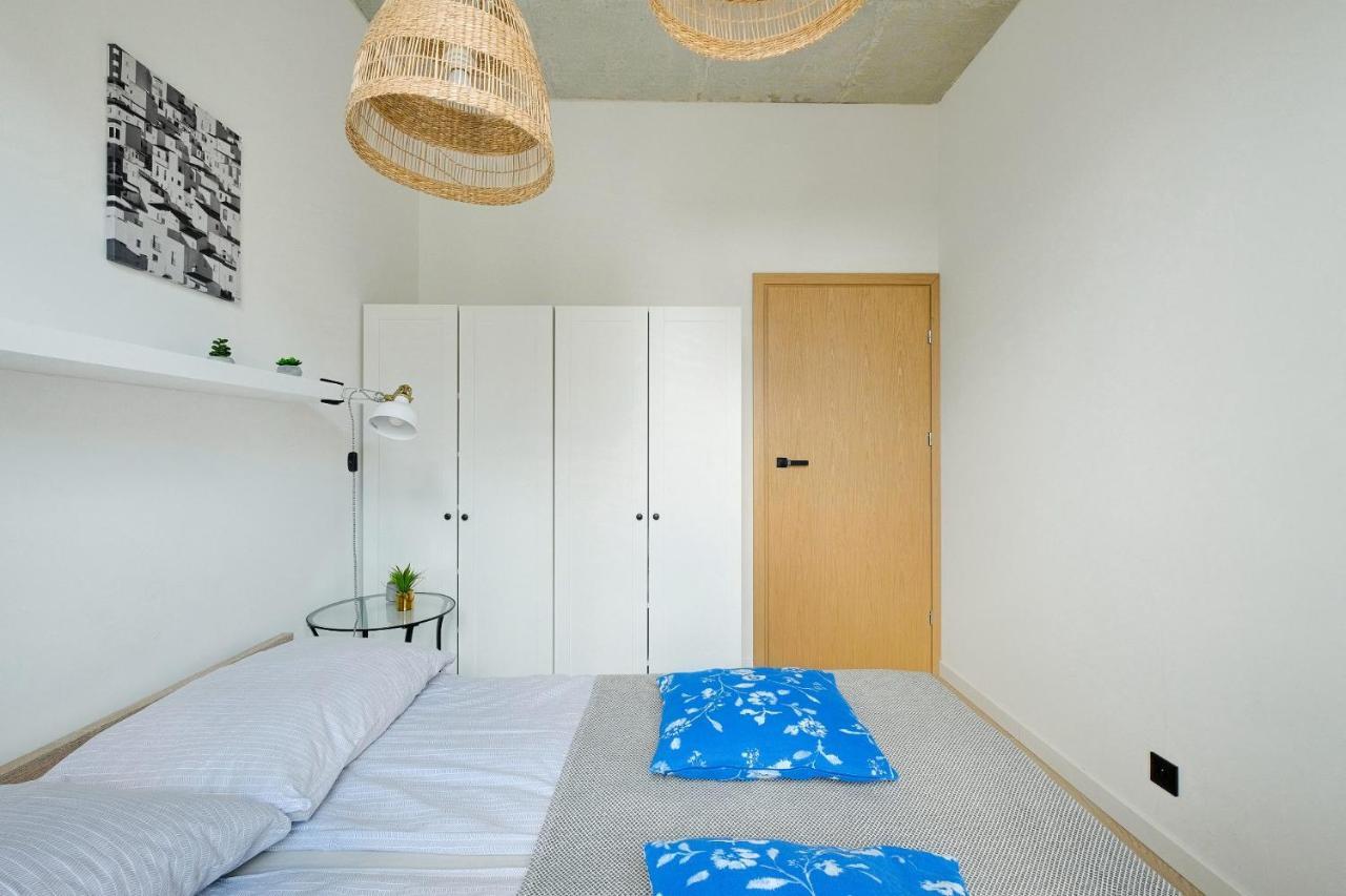 Apartamenty Patriotow 303 Warsaw Exterior photo