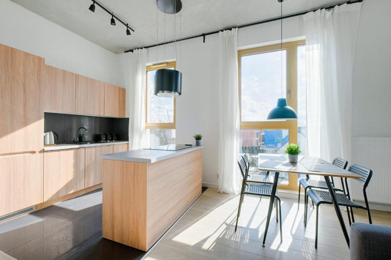 Apartamenty Patriotow 303 Warsaw Exterior photo